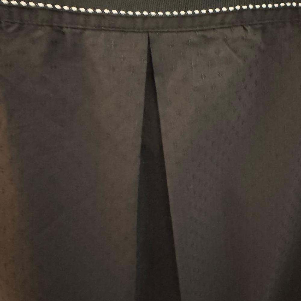 Harve Benard Black Boxy Blouse with Sailor Collar - Picture 6 of 8